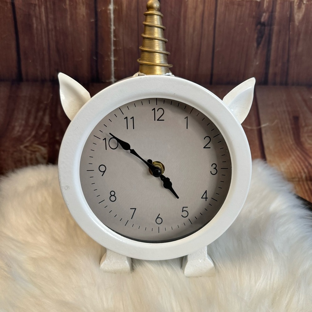 Unicorn Design White Table Clock